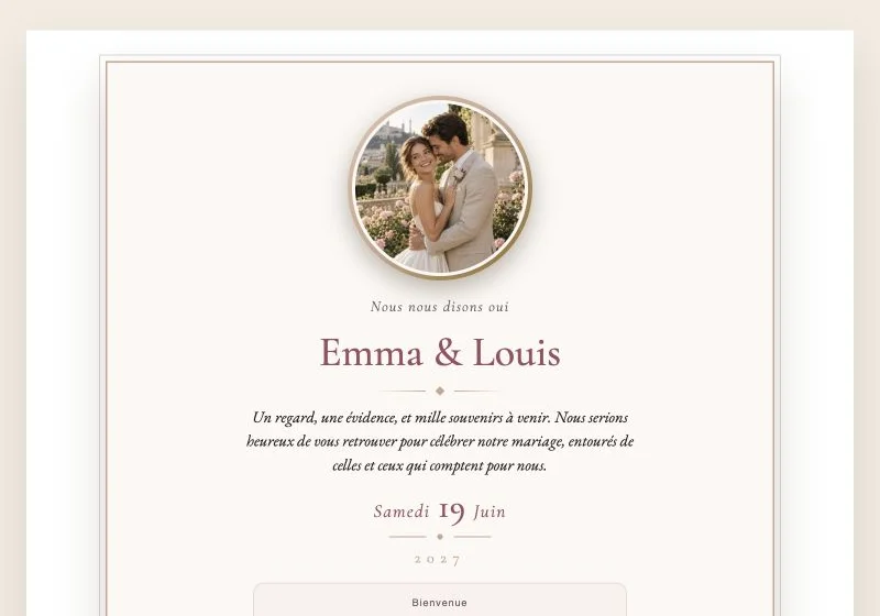 Faire-part de mariage rose poudré avec composition florale et typographie élégante